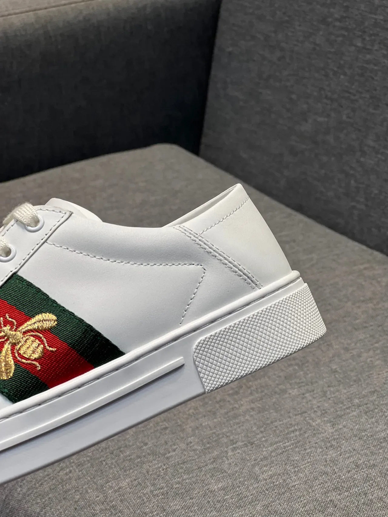 Gucci Ace 白绿红 Web Stripe Bee Embroidery 生活方式运动鞋 7