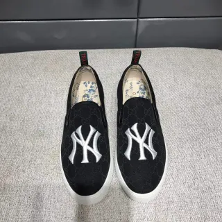 Gucci Ace x MLB New York Yankees 黑色刺绣 Logo 乐福鞋