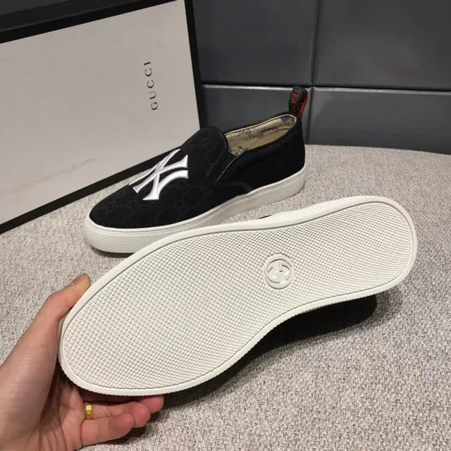 Gucci Ace x MLB New York Yankees Black Embroidered Logo Loafers 2
