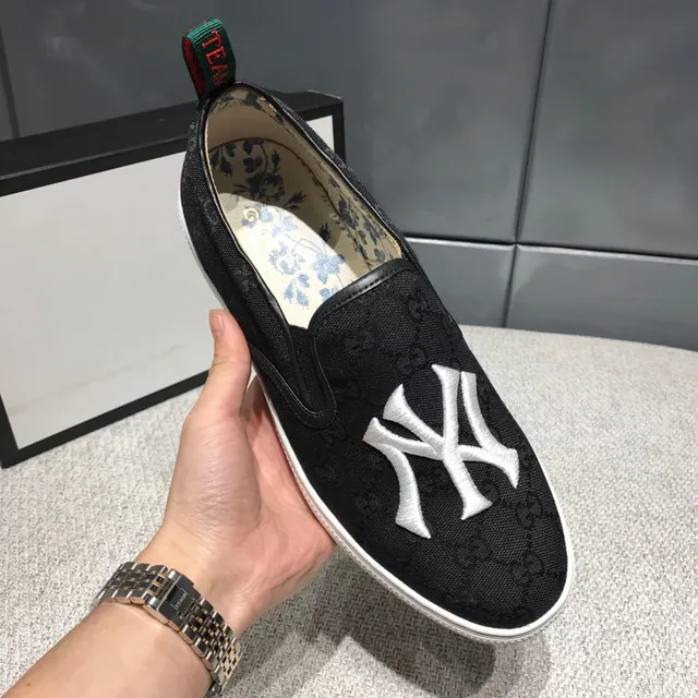 Gucci Ace x MLB New York Yankees Black Embroidered Logo Loafers 5