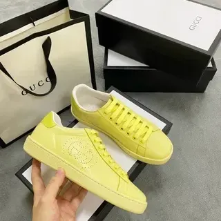 Gucci Ace Zapatillas Lifestyle Amarillas Perforadas con Logo