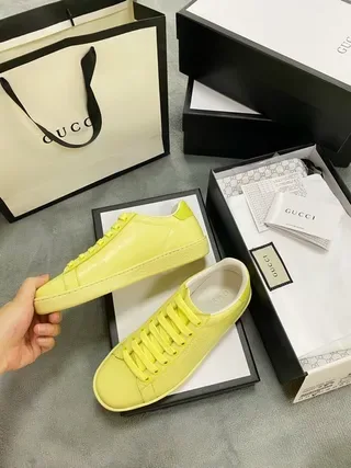 Gucci Ace حذاء رياضي أصفر مثقوب لوجو أسلوب حياة 5