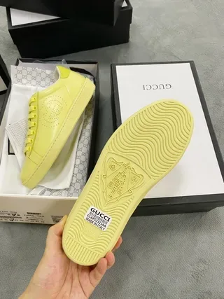 Gucci Ace حذاء رياضي أصفر مثقوب لوجو أسلوب حياة 9