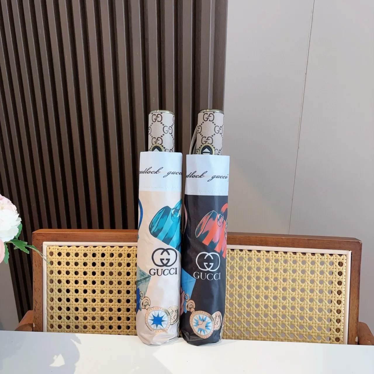 Gucci 米色蓝印花图案奢华配件手袋 9