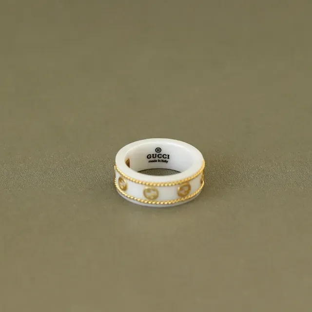 Gucci Black Gold Ceramic Interlocking G Logo Ring 5
