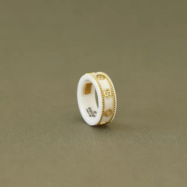 Gucci Black Gold Ceramic Interlocking G Logo Ring 7