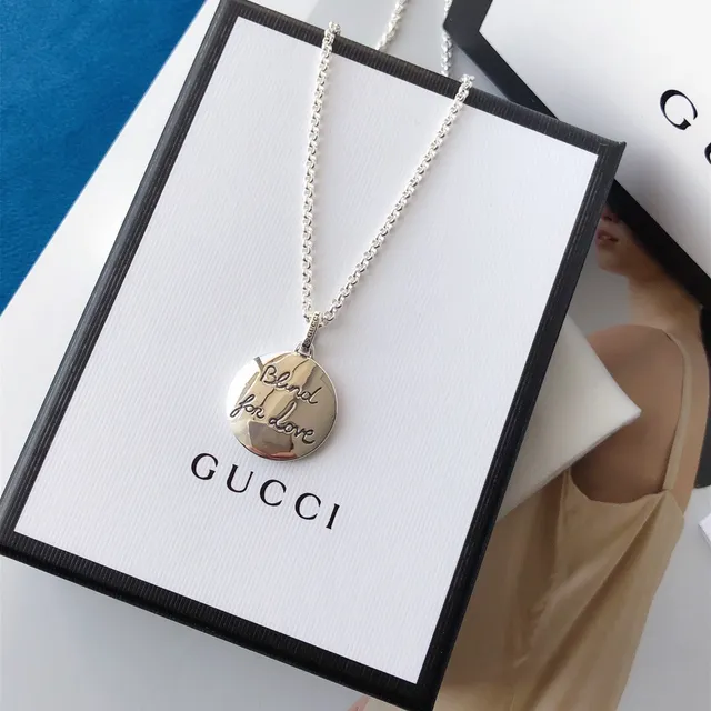Gucci Blind for Love Engraved Pendant Necklace 7