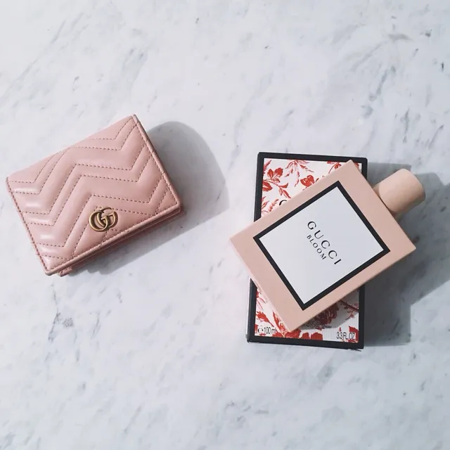 Gucci Bloom Perfume de vidro rosa pálido 5