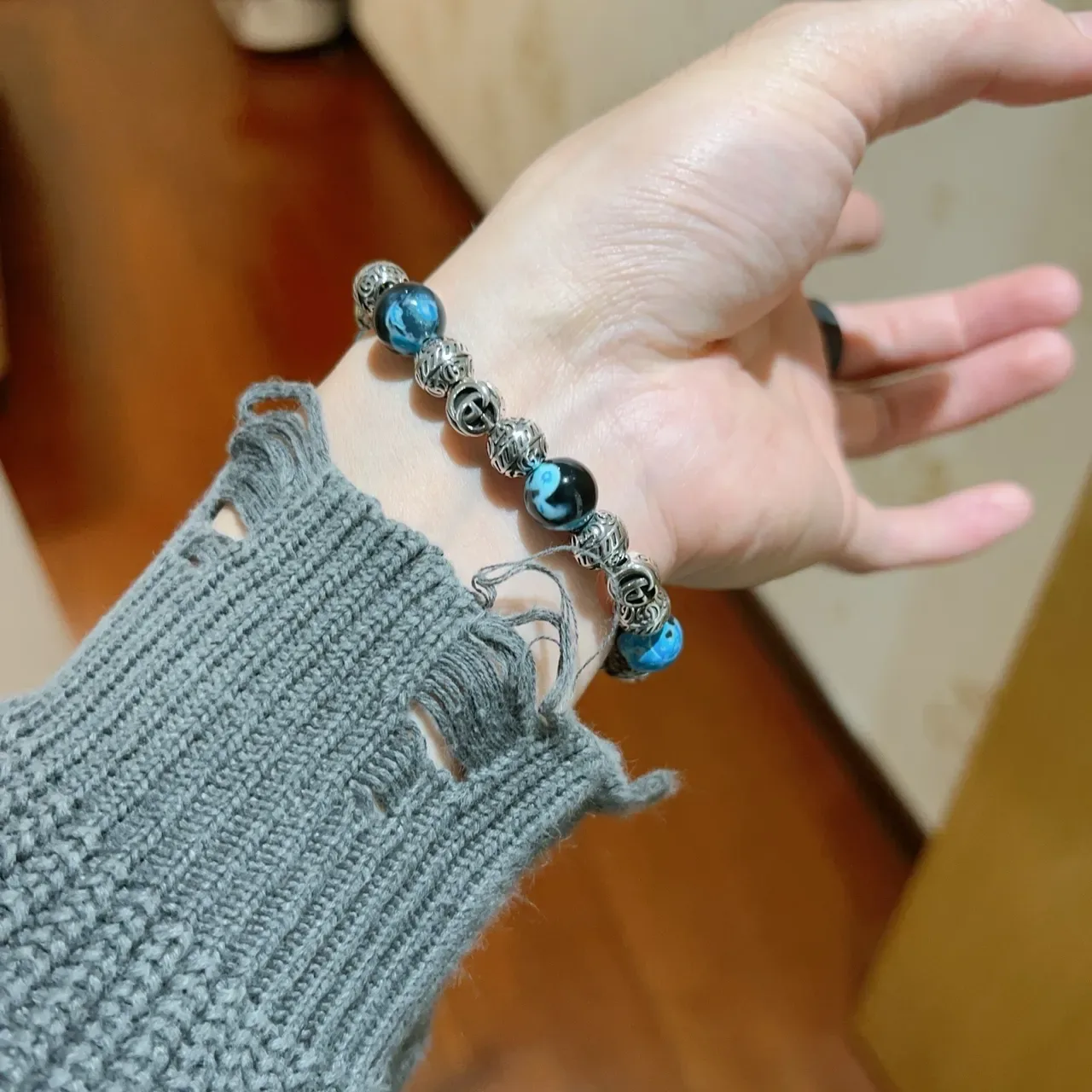 Gucci Blue Black Beaded Marbled Stone Bracelet 7