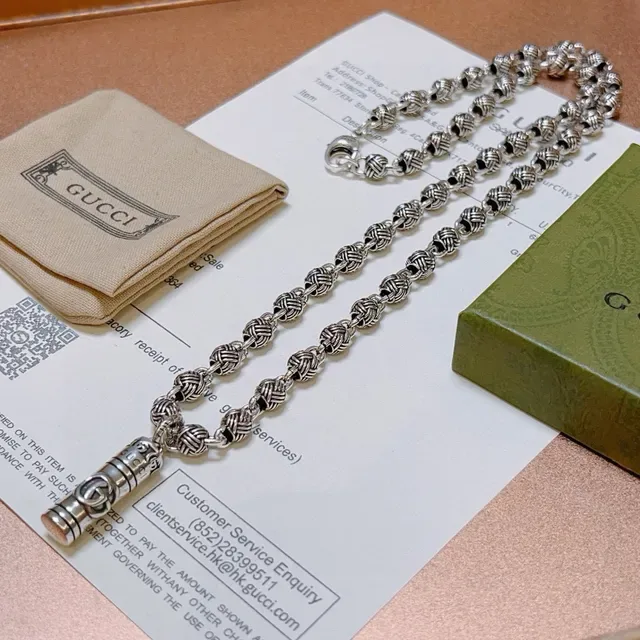 Gucci Collier Chaîne Tressée Pendentif Cylindrique 3