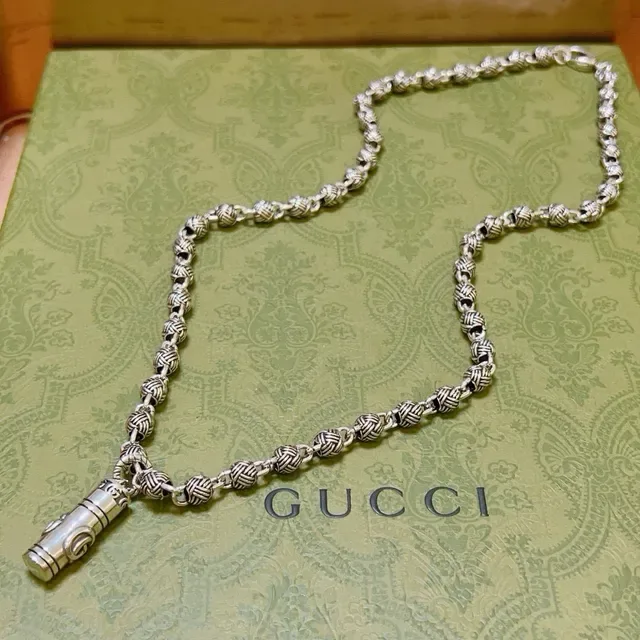 Gucci Collier Chaîne Tressée Pendentif Cylindrique 7