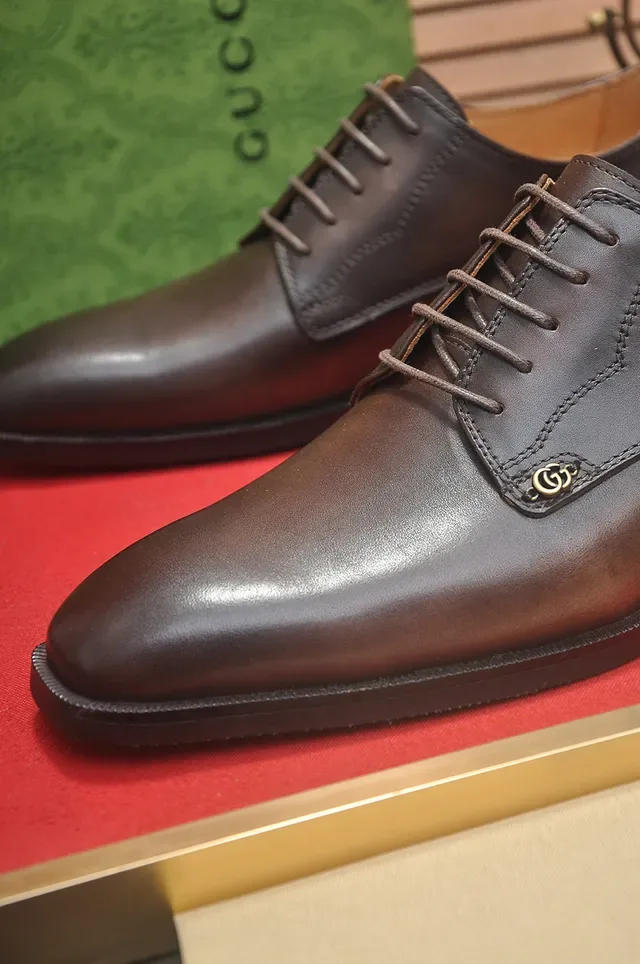 Gucci Brown Cap-Toe Oxford Shoes 2