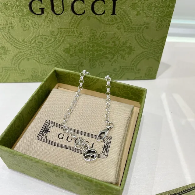 Gucci Double G Encanto Pulsera de Cadena Acabado Plateado 4