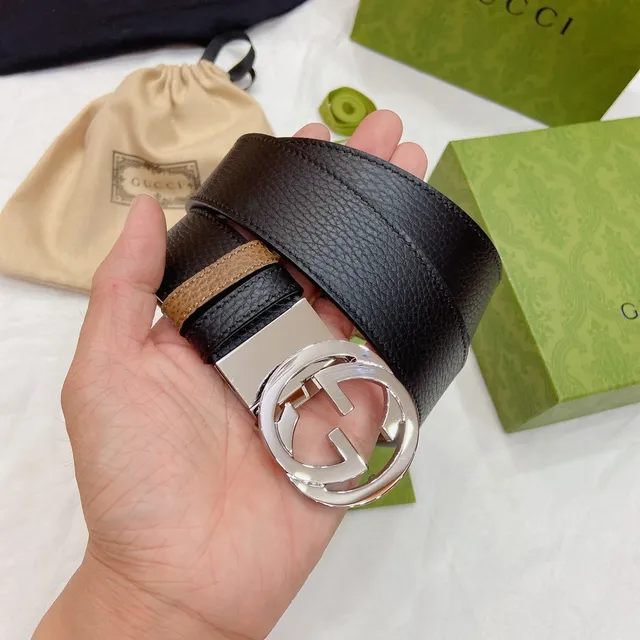 Gucci Double G Interlocking G ceinture en cuir noir et marron 8
