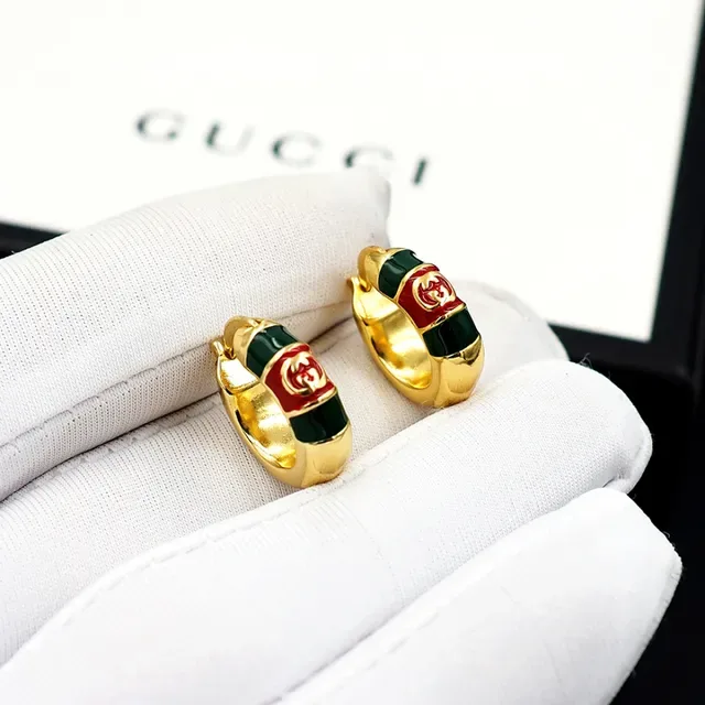 Pendientes de aro Gucci con rayas de esmalte y G entrelazada 7