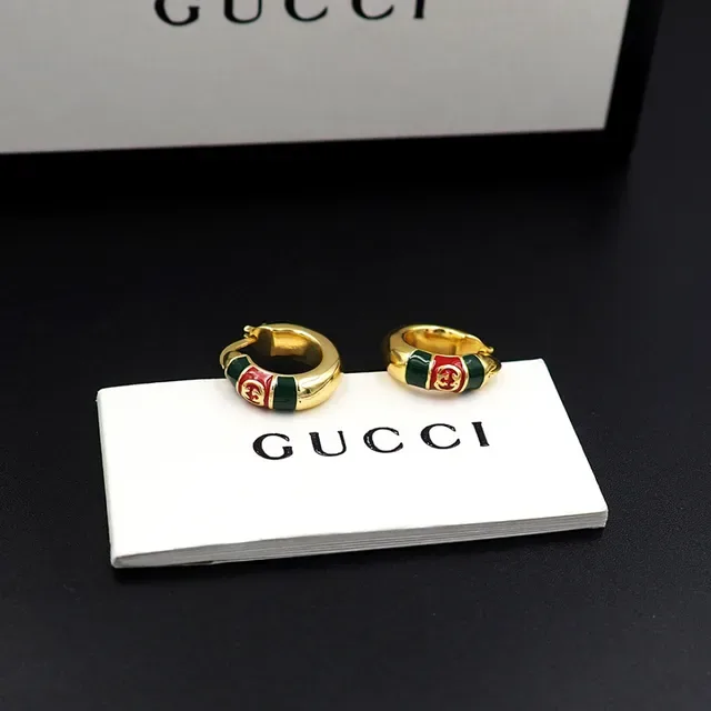 Pendientes de aro Gucci con rayas de esmalte y G entrelazada 8