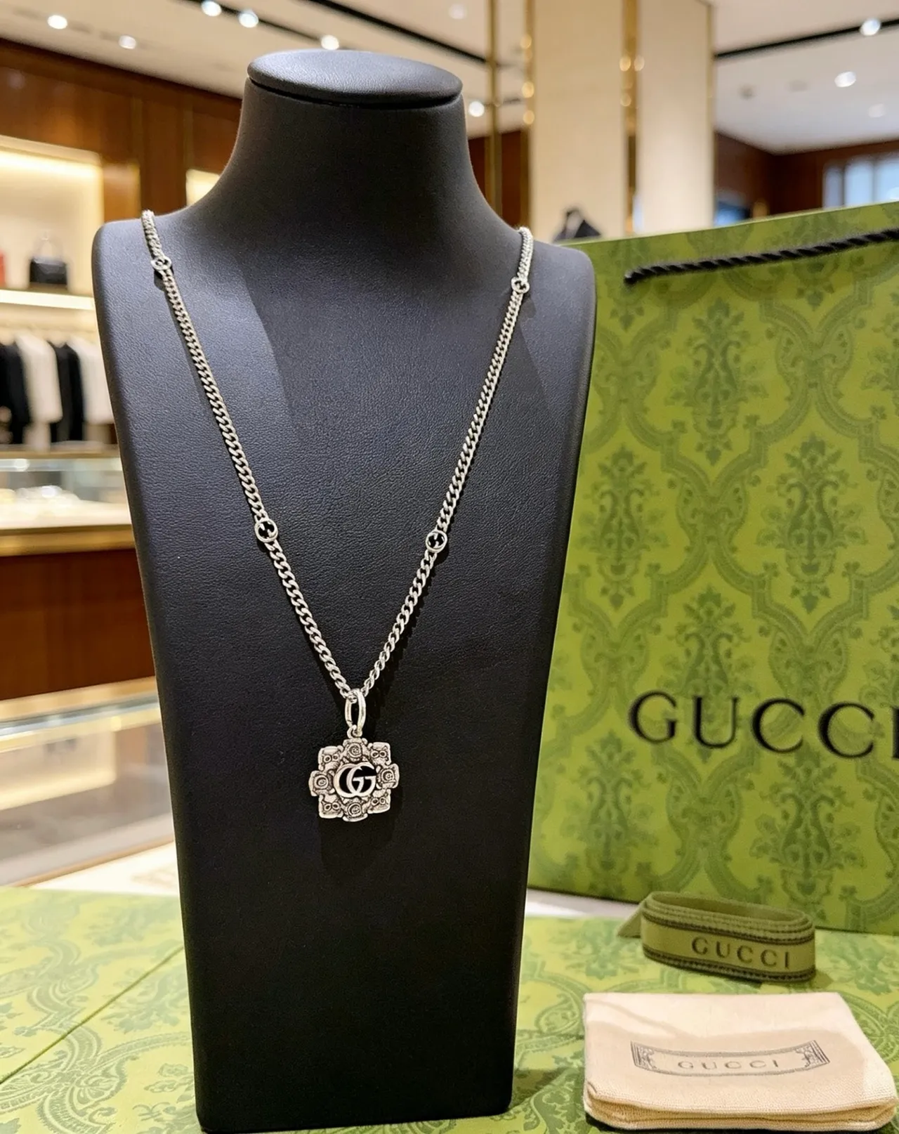 Gucci Floral GG Interlocking G Pendant Necklace 6