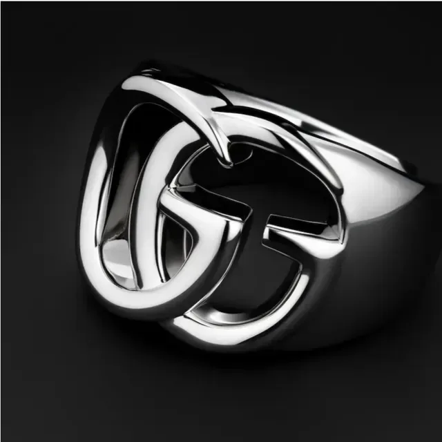 Gucci GG Interlocking 双G 银金色 粗犷雕塑 宽带戒指 2