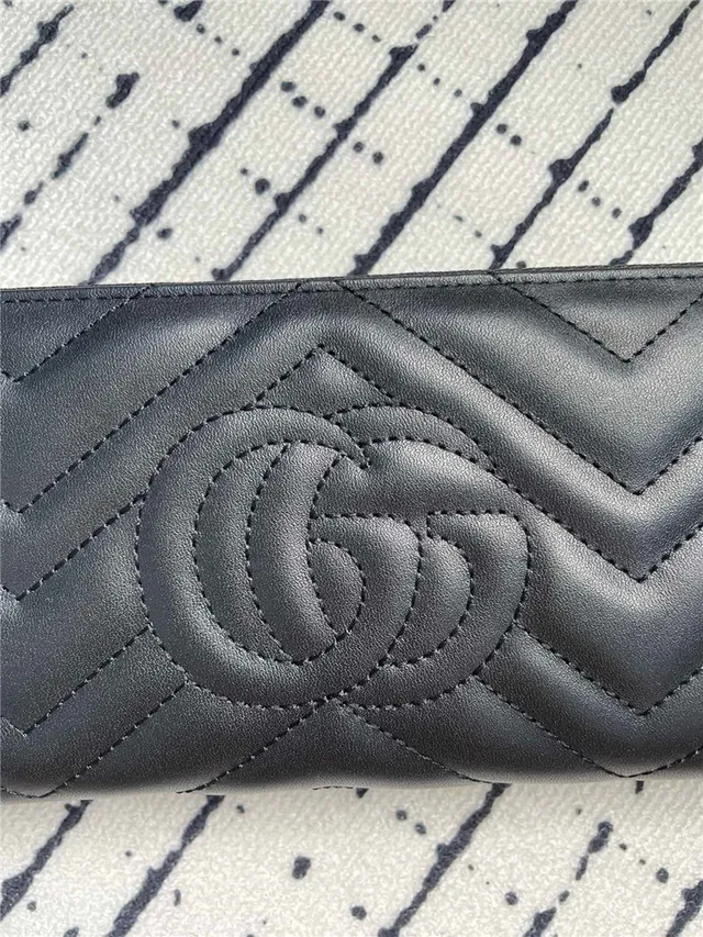 Gucci GG Marmont Negro Chevron-Quilted Billetera Larga 5