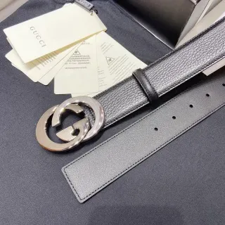Gucci GG Marmont Black Pebbled Leather Belt