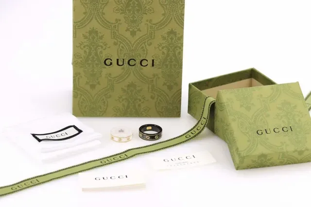 Gucci GG Marmont Anel Preto Branco Faixa Larga Interlocking G Logo 2
