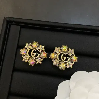 Gucci GG Marmont ক্রিস্টাল ফ্লোরাল ডাবল G স্টাড ইয়ারিংস