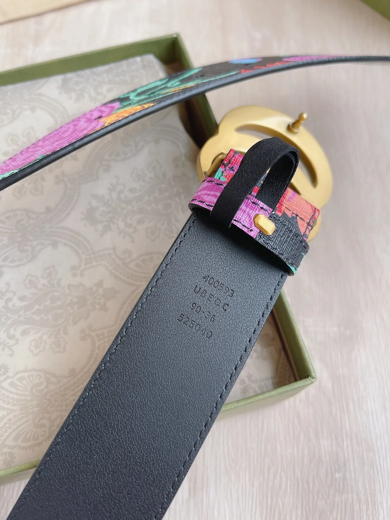 Gucci GG Marmont ceinture en cuir noir à imprimé floral 4