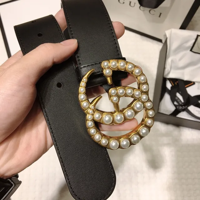 Gucci GG Marmont Ceinture en cuir noir ornée de perles dorées 8