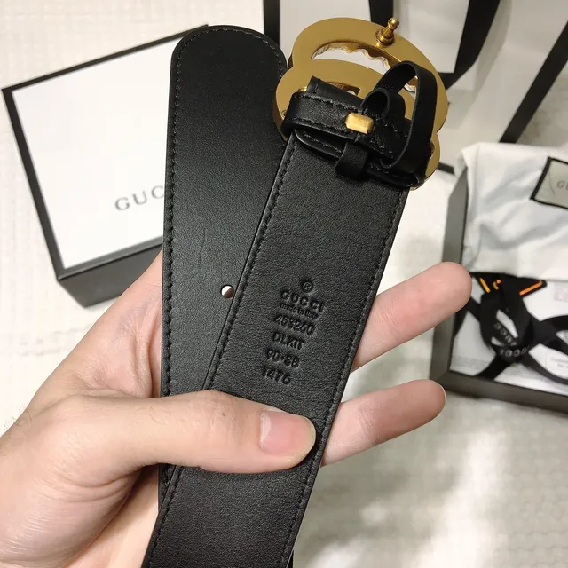 Gucci GG Marmont Ceinture en cuir noir ornée de perles dorées 9