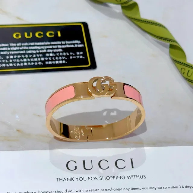 Gucci GG Marmont سوارة إنامل وردي ذهبي الدرجة صلبة 3