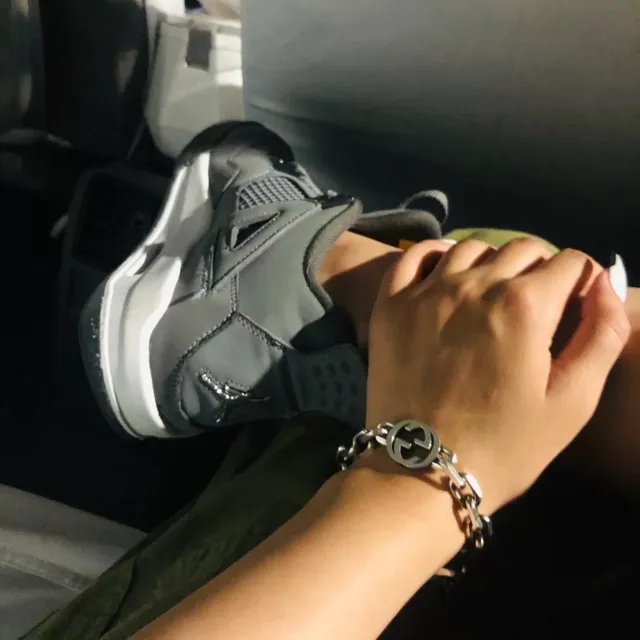 Gucci GG Marmont Bracelet chaîne G entrelacé ton argent 3