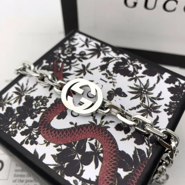 Gucci GG Marmont Bracelet chaîne G entrelacé ton argent 6