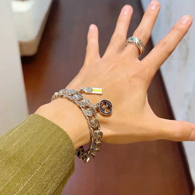 Gucci GG Marmont فضي أصفر مزخرف منحوت سلسلة كيرب لينك أنماط G متشابكة سوار 2