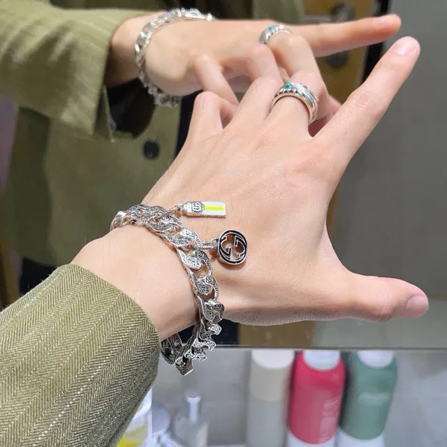 Gucci GG Marmont فضي أصفر مزخرف منحوت سلسلة كيرب لينك أنماط G متشابكة سوار 5