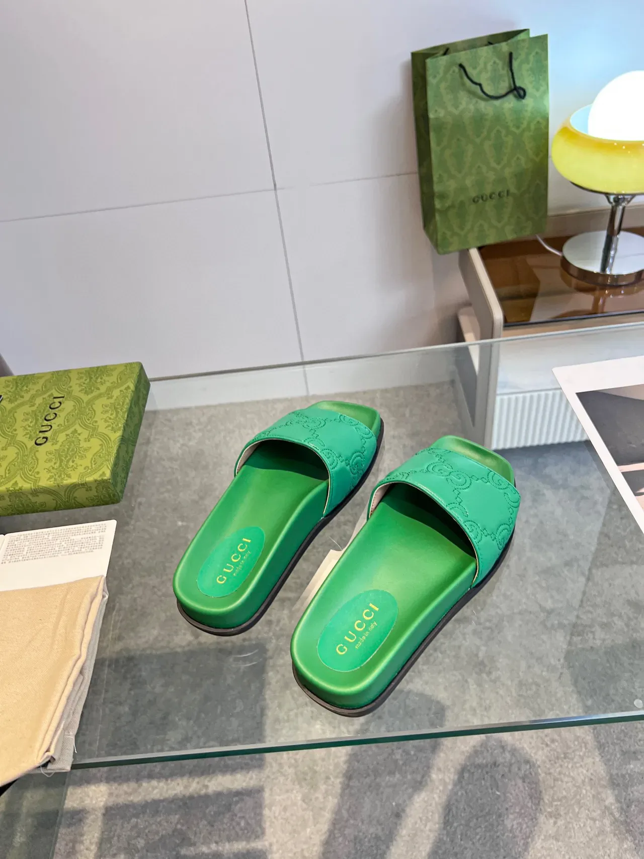 Gucci GG Motif 绿色皮革拖鞋 8