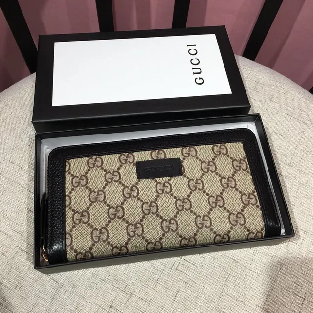 Gucci GG Supreme Beige and Black Long Wallet 3