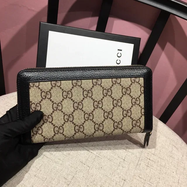Gucci GG Supreme Beige and Black Long Wallet 9