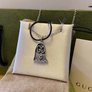 Gucci Ghost রূপার কালো Pendant Interlocking GG মোটিফ নেকলেস