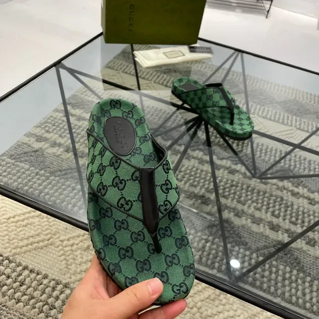 Gucci Green Black GG Monogram Canvas Thong Strap Slippers 4