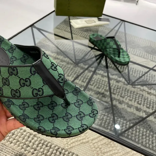 Gucci Green Black GG Monogram Canvas Thong Strap Slippers 6