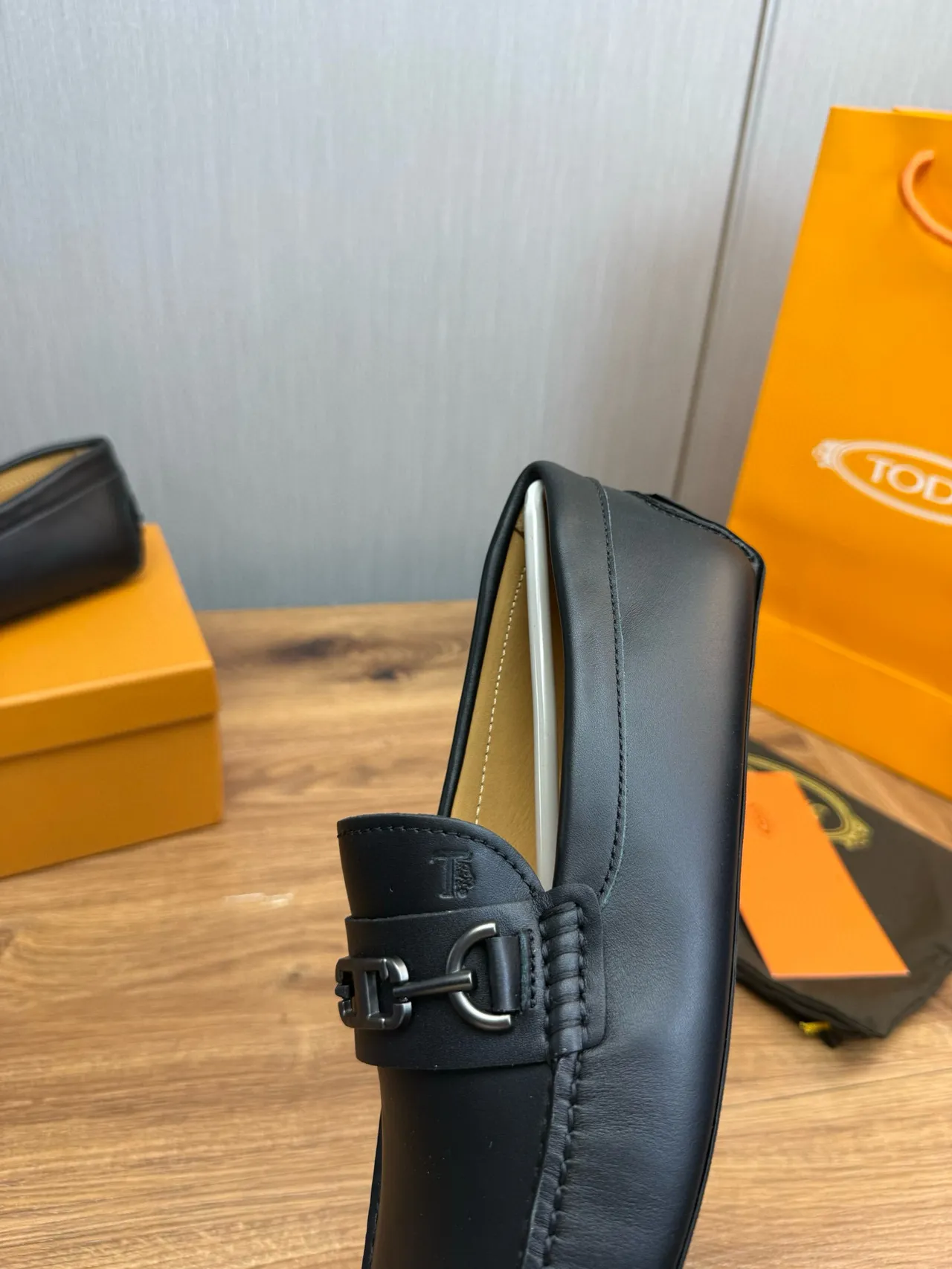 Gucci Horsebit 1955 Black Leather Horsebit Loafer 9