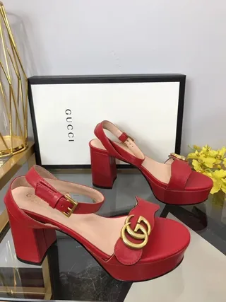 Gucci Horsebit 1955 红金色 厚底 方跟 角斗士凉鞋 9