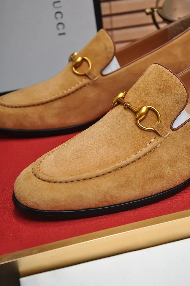 Gucci Horsebit 1955 حذاء لوفر دايم بني فاتح 2
