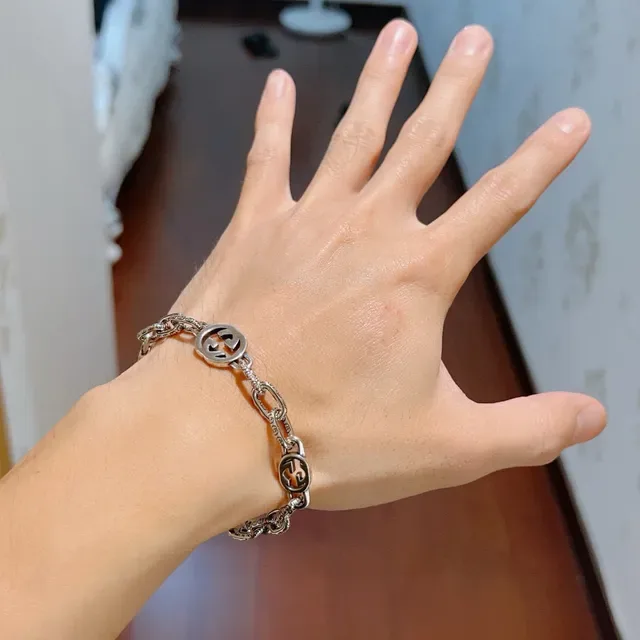 Gucci Interlocking G Chunky Chain Silver Bracelet 8