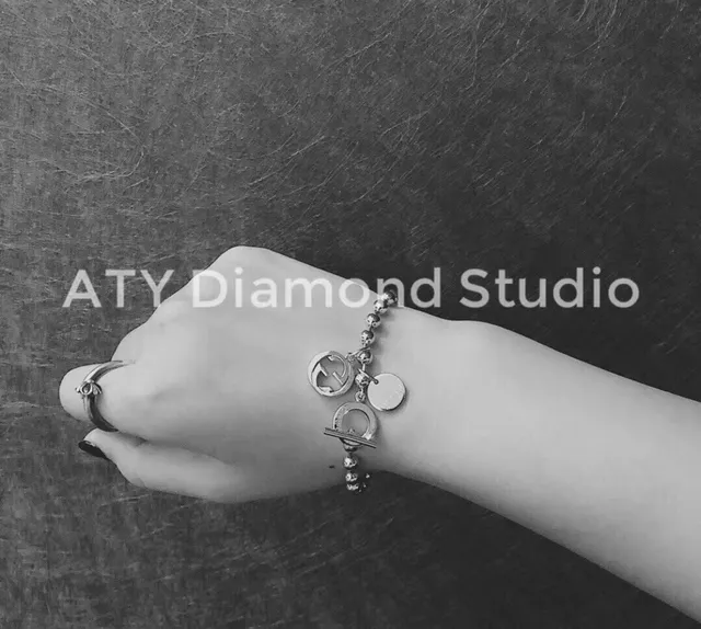 Gucci Interlocking G Silver Ball-Chain Toggle Clasp Bracelet 4