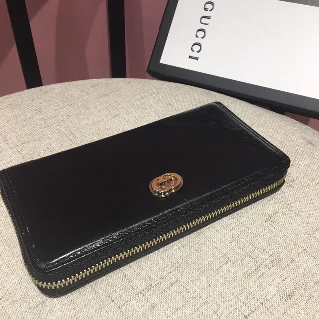 Gucci Interlocking G Zip-Around Billetera larga de cuero negro 7