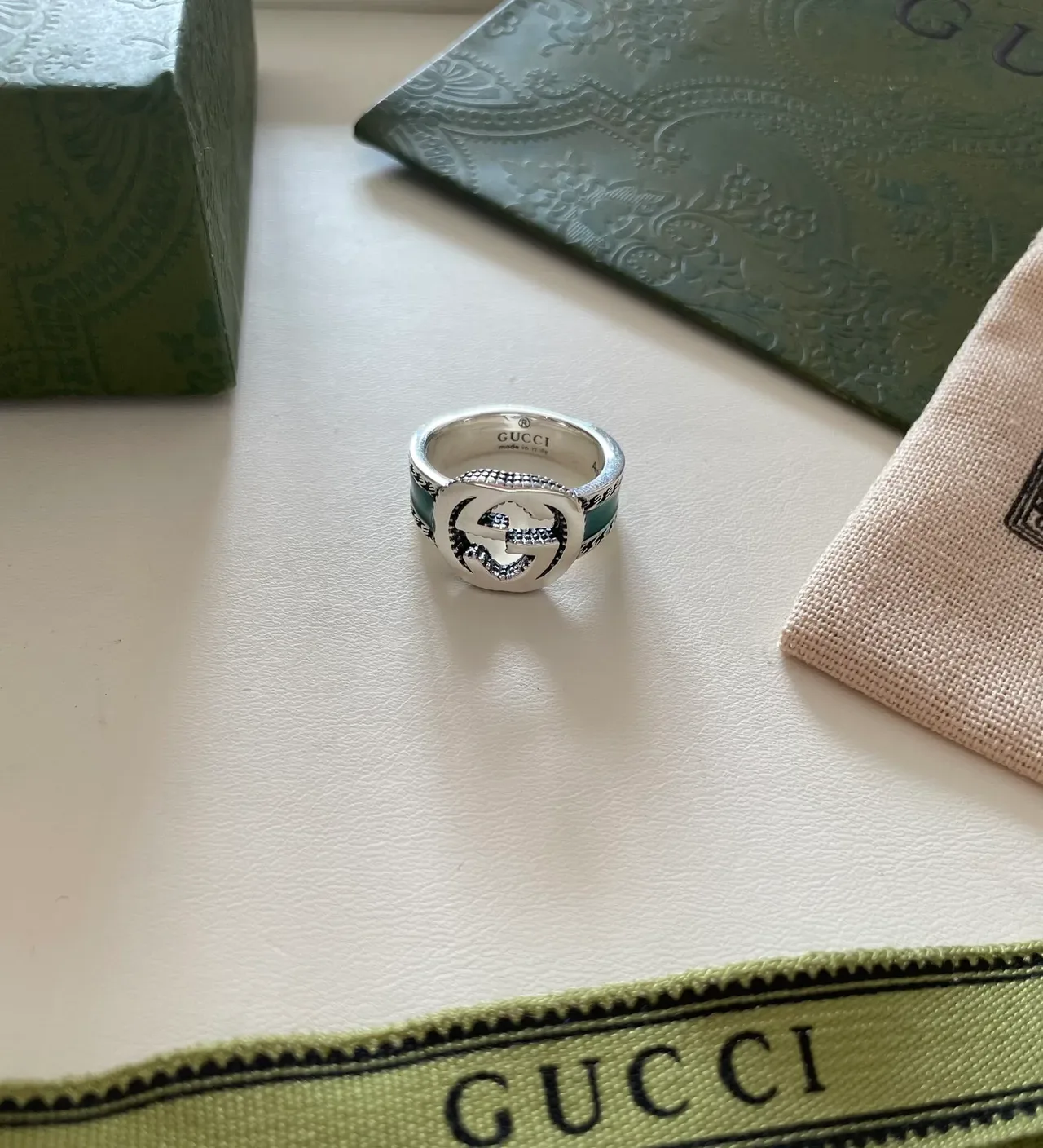 Gucci Interlocking GG Silver-Tone Ring 6
