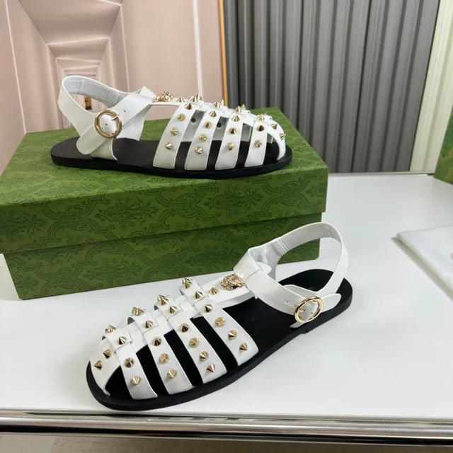 Gucci Medusa Stud ذهب أبيض متعدد الحزام مدبب مقاتل صندل 4