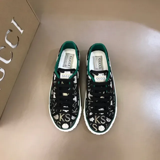 Gucci Monogram-Print Web Stripe Lifestyle Zapatillas 9