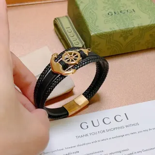 Gucci Pulsera de Cuero Trenzado con Ancla y Rueda del Timón Náutico